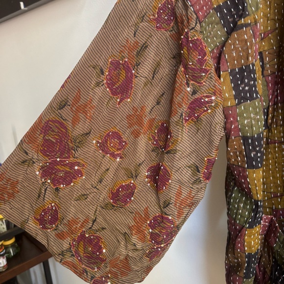 Kantha Bae | Majestic Kimono - Picture 3 of 6